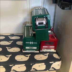 Hess Green and Red Toy Truck Set